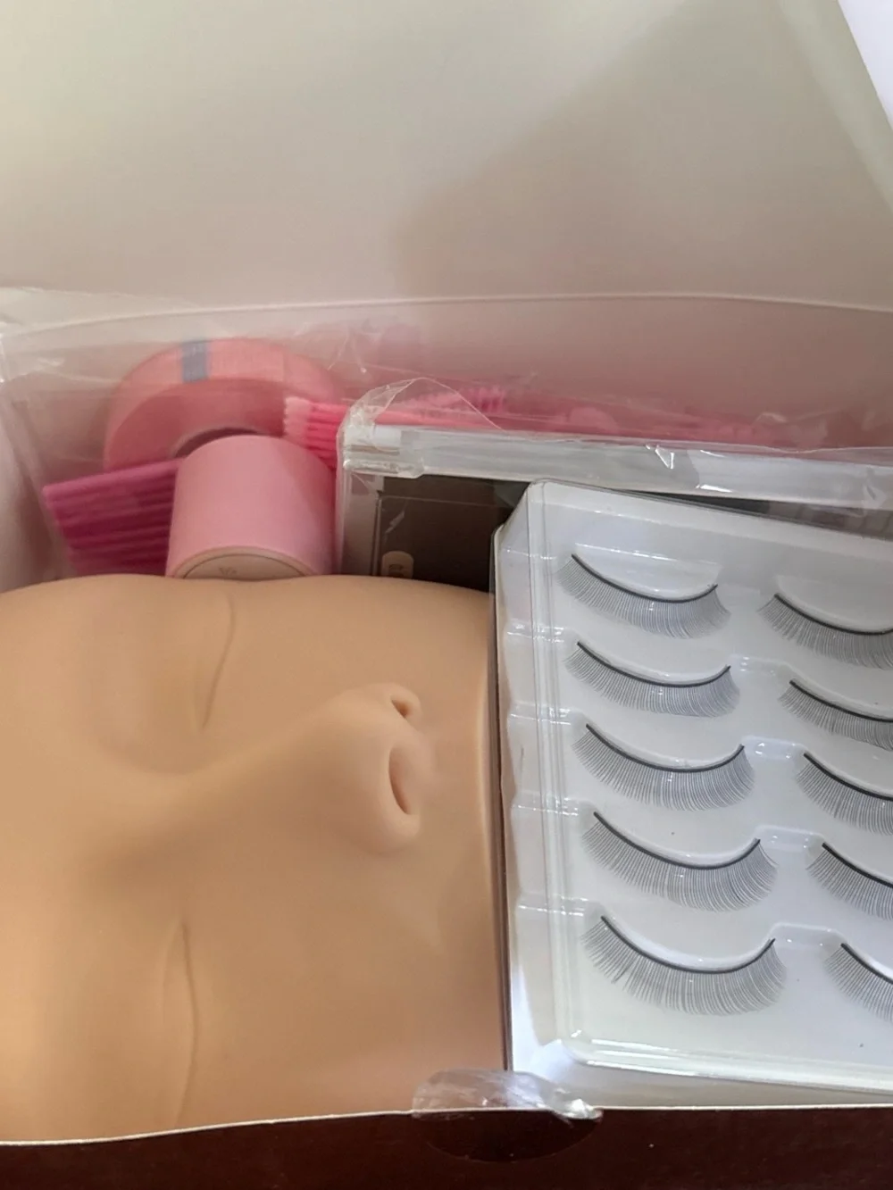 Cosmetic Practice Mannequin Head with False Lashes beginners kit- Nude & Pink